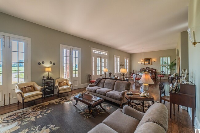 Building Photo - 2500 Biggs Rd