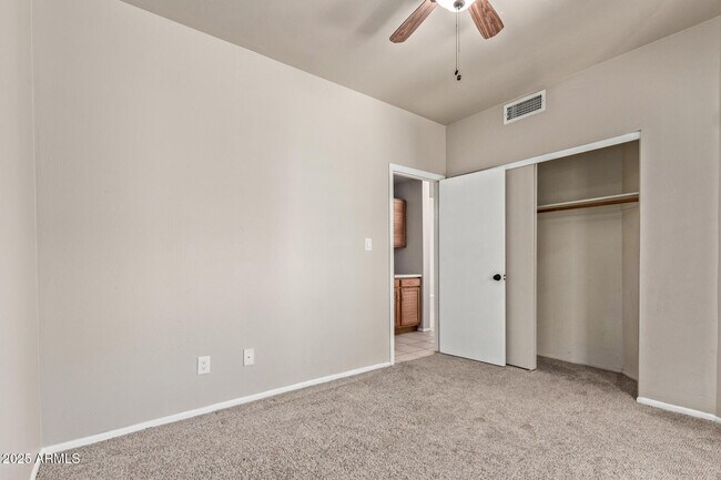Building Photo - 6734 S Brittany Ln