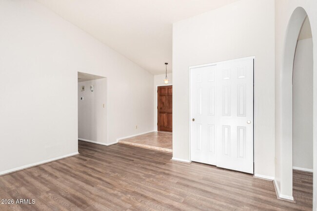 Building Photo - 16638 N 46th Ln