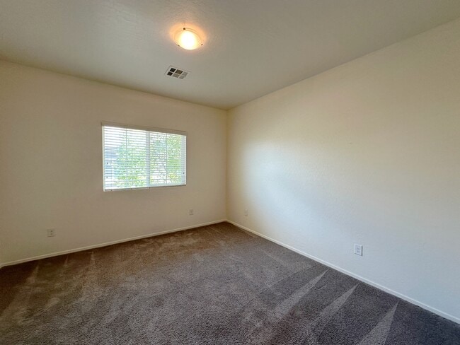 Building Photo - 4566 Mansart Ct