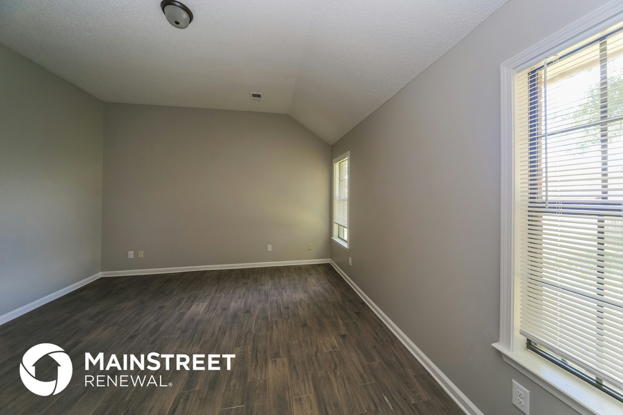 Building Photo - 6740 Stewart Forest Cove E