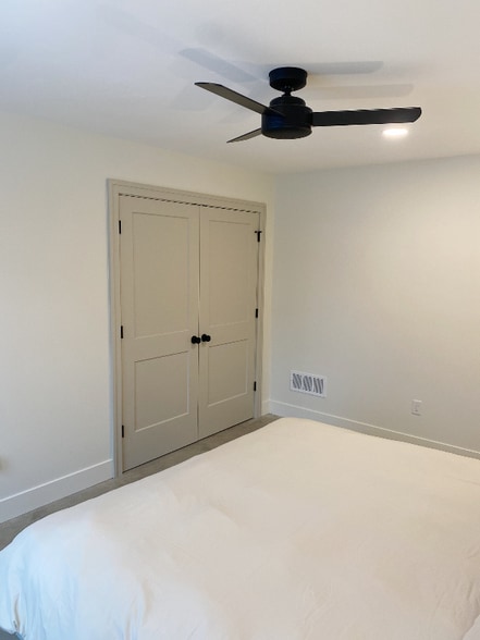 Building Photo - 7277 Yellowstone Dr