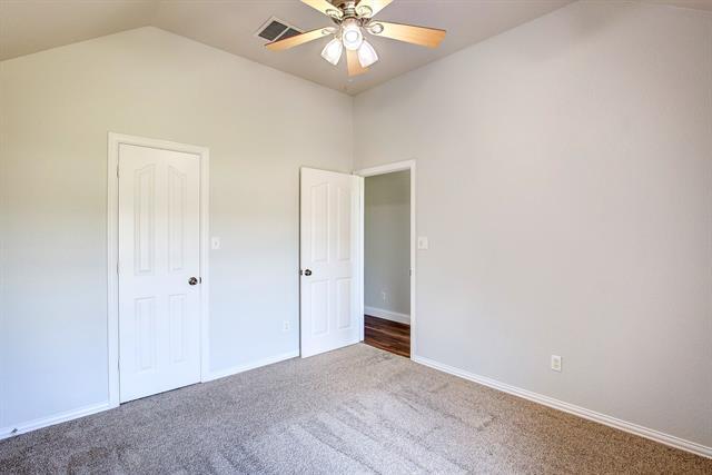Building Photo - 262 Saddlebrook Ct
