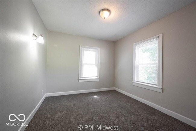 Building Photo - 1529 E Ohio St