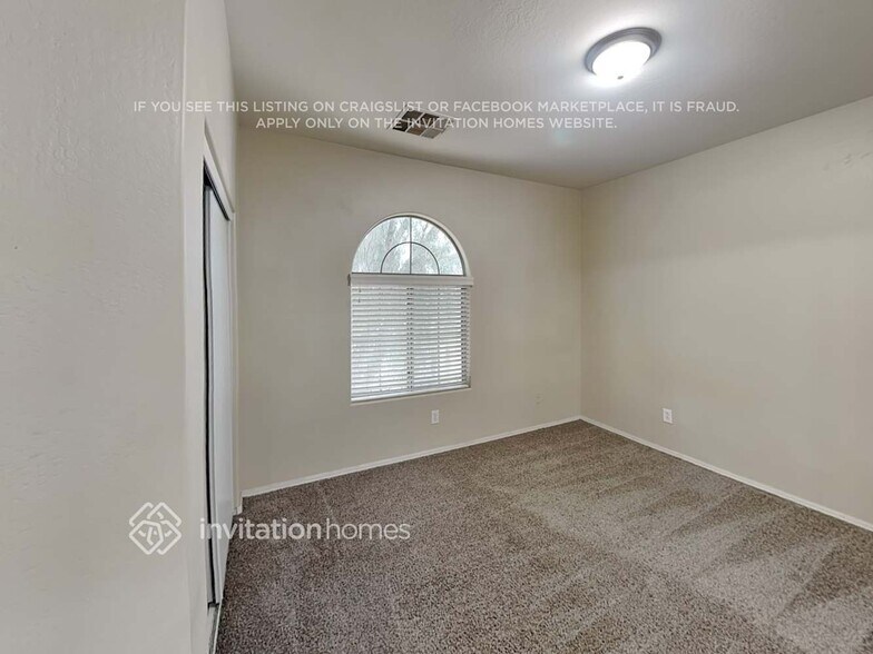 Building Photo - 10221 W Wier Ave