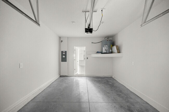 Building Photo - 4929 SW 81st St