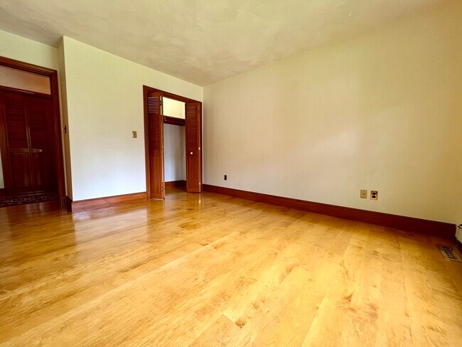 Building Photo - 177 R Faneuil St