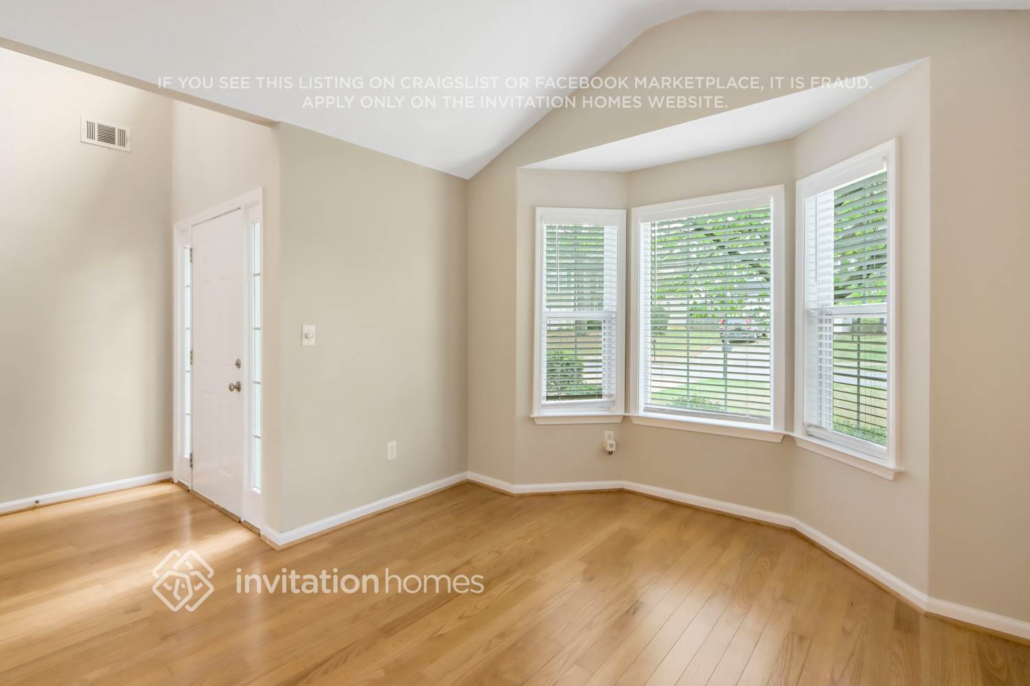 Building Photo - 1766 Chanson Pl NE