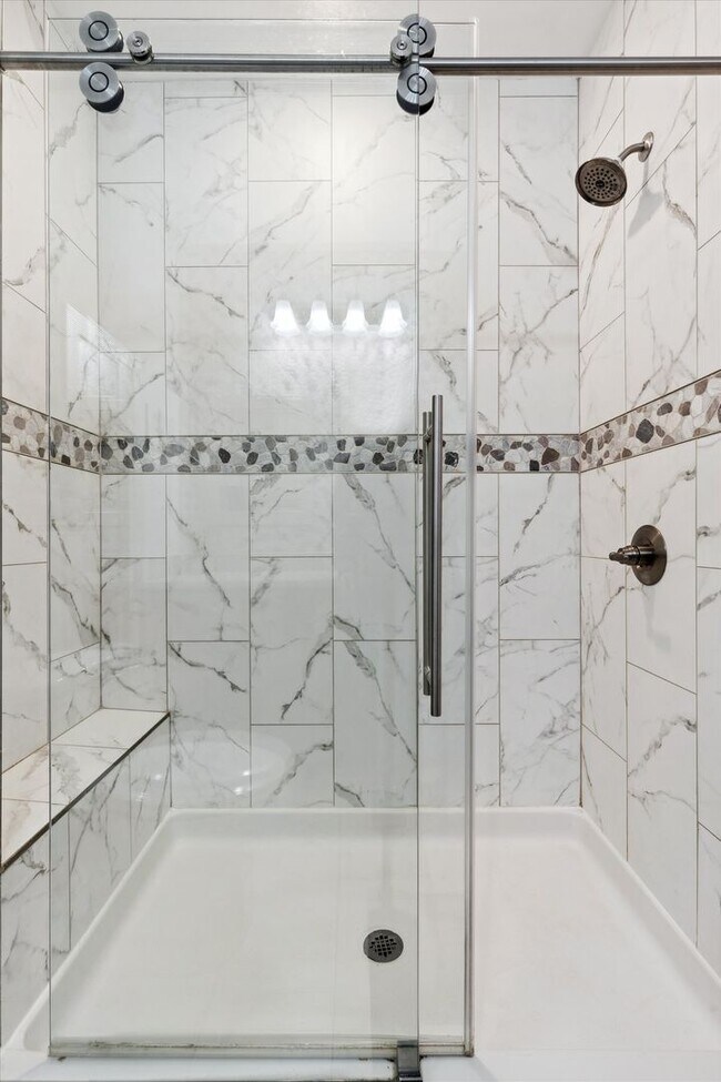 Building Photo - 235 Bishop Cap Cir