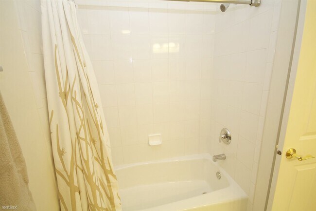 Building Photo - 2 br, 2 bath Condo - Tuscany Terrace