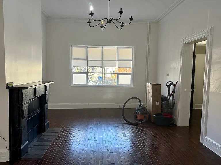 Living Room - 388 Princeton Ave