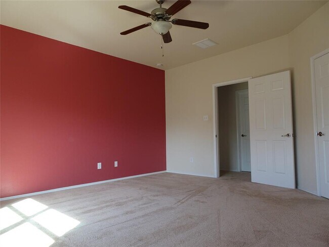 Building Photo - 12410 Serene Elm St