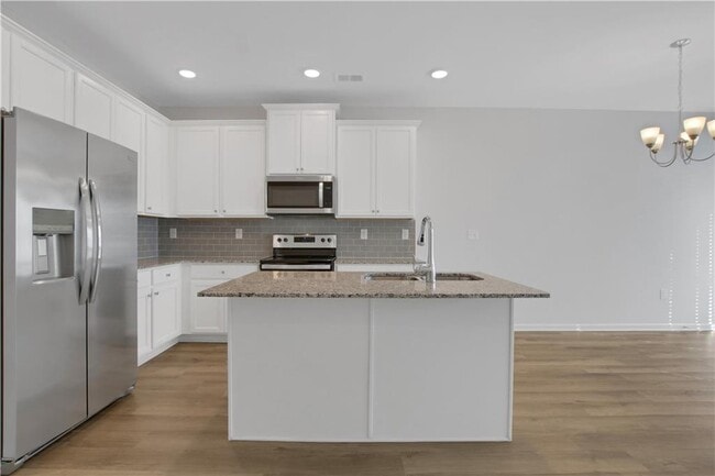 Building Photo - 102 Jaxton St