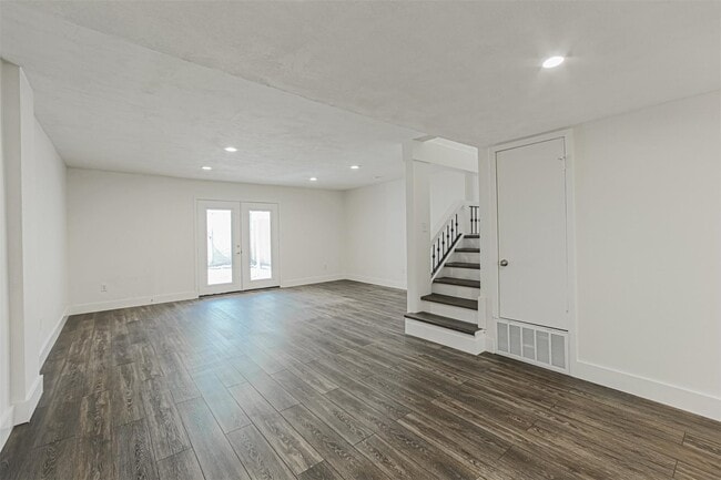 Building Photo - 1255 Blalock Rd