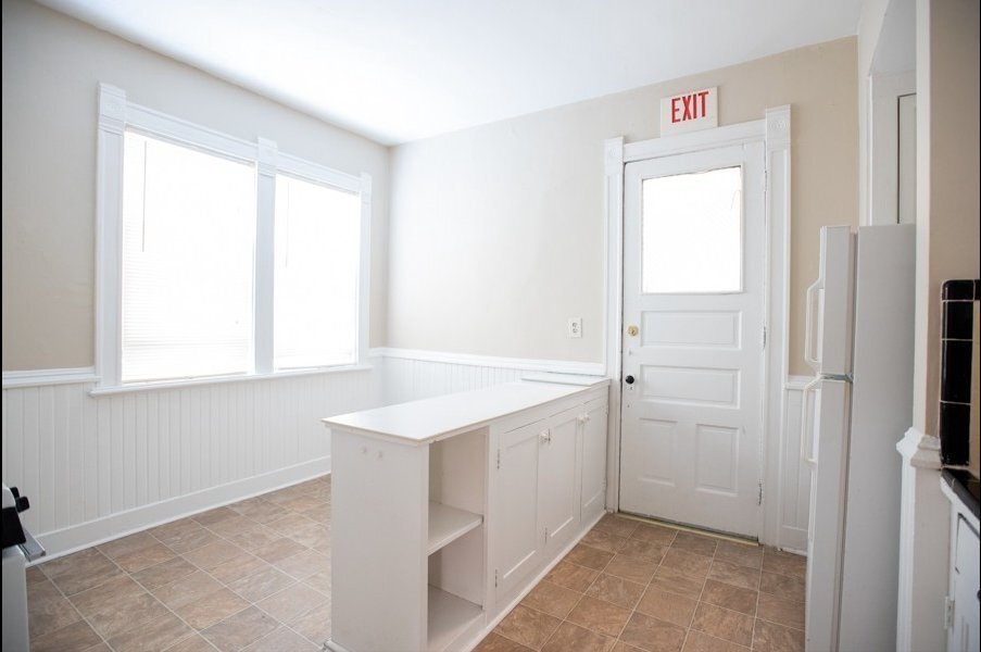 Building Photo - 2728 N Murray Ave