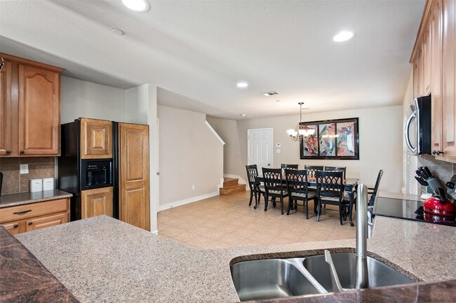 Building Photo - 1173 Landon Ln