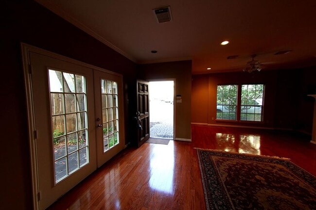 Building Photo - 7202 Harmony Cove