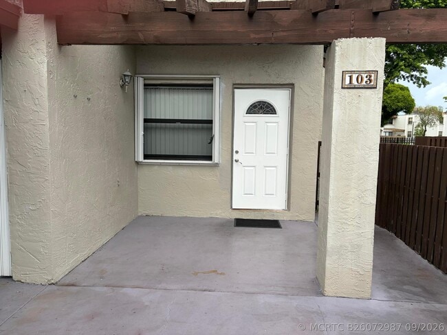 Building Photo - 10292 NW 9th St Cir