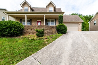 Building Photo - 7211 Remagen Ln