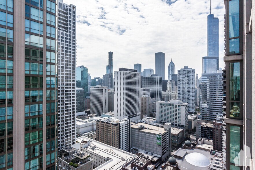 Building Photo - 2 E Erie St