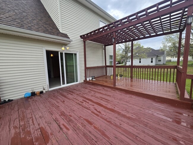 Building Photo - 9444 Windsong Ln