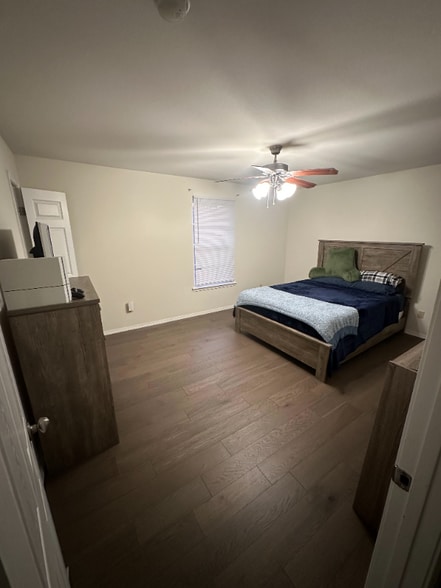 Building Photo - 358 Carmel Valley Way