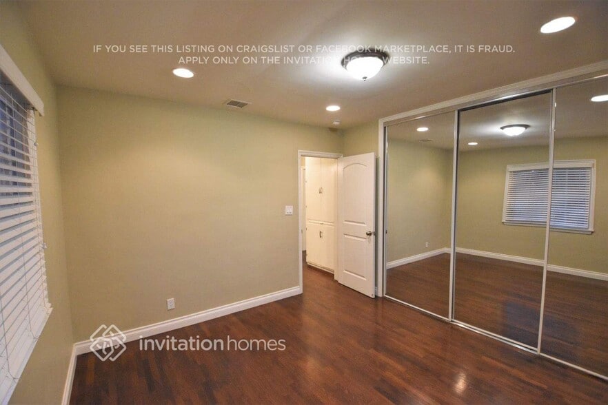 Building Photo - 7800 Radford Ave