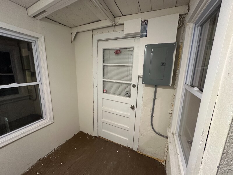 Building Photo - 381-383-383 S 3rd St