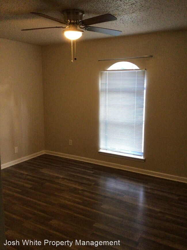 Building Photo - 3 br, 1.5 bath House - 629 Chambers