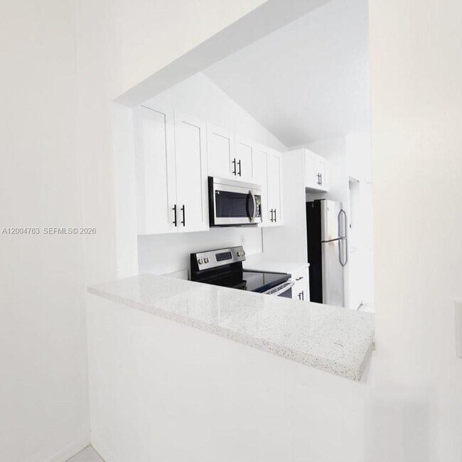 Building Photo - 6960 NW 174th Terrace