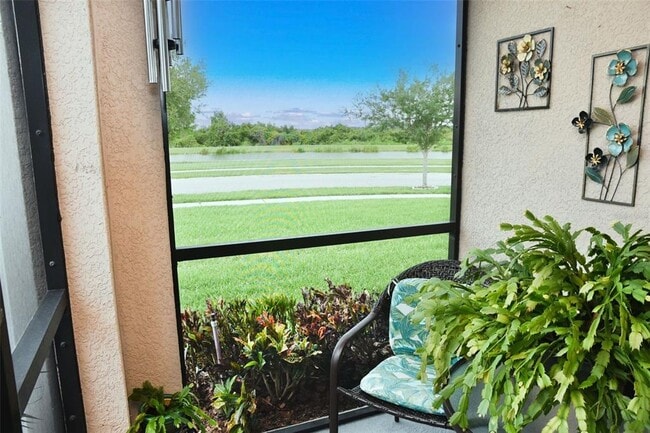 Building Photo - 4800 Riverwalk Dr