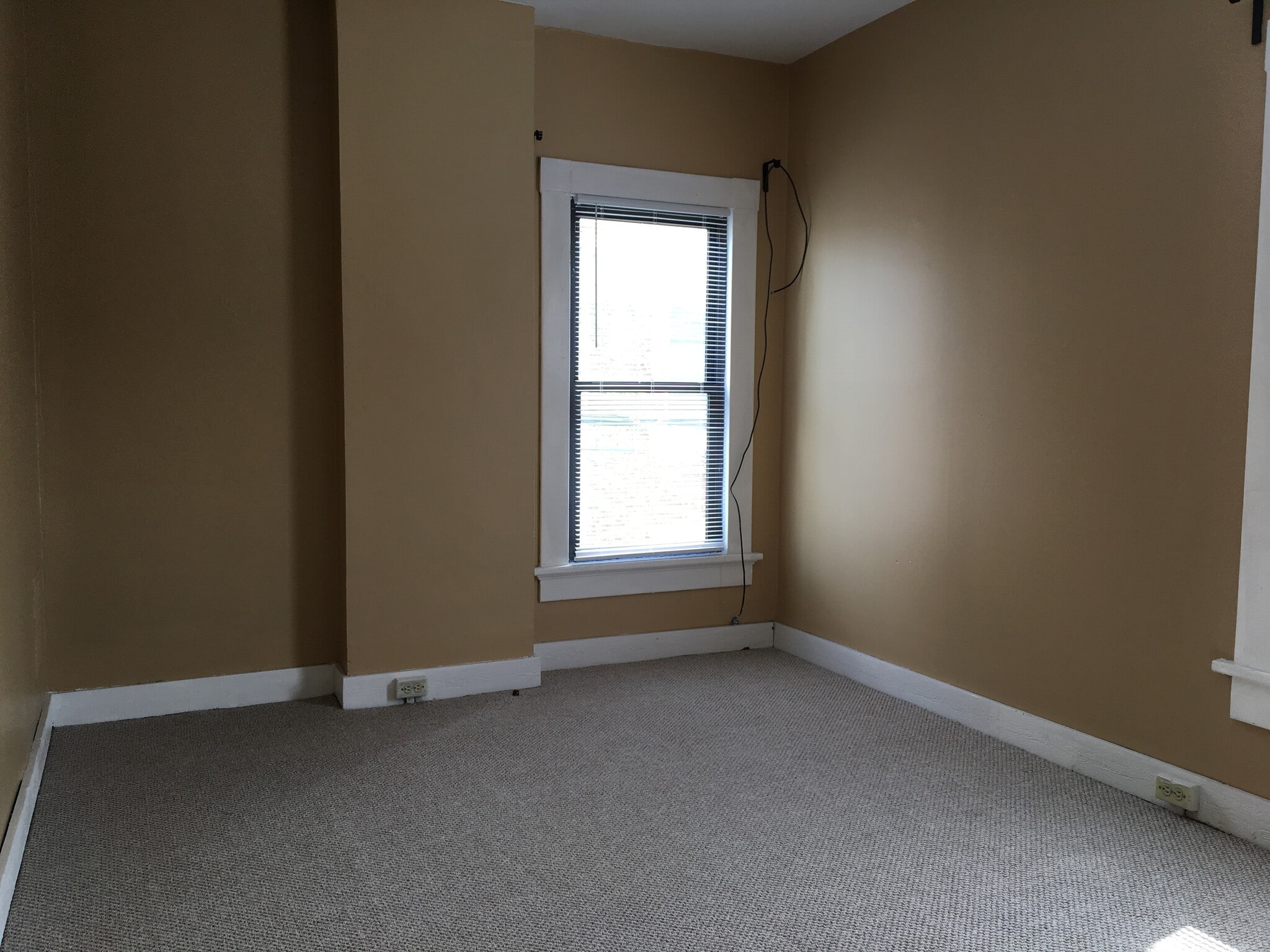 2nd Bedroom with closet - 277 S Champion Ave
