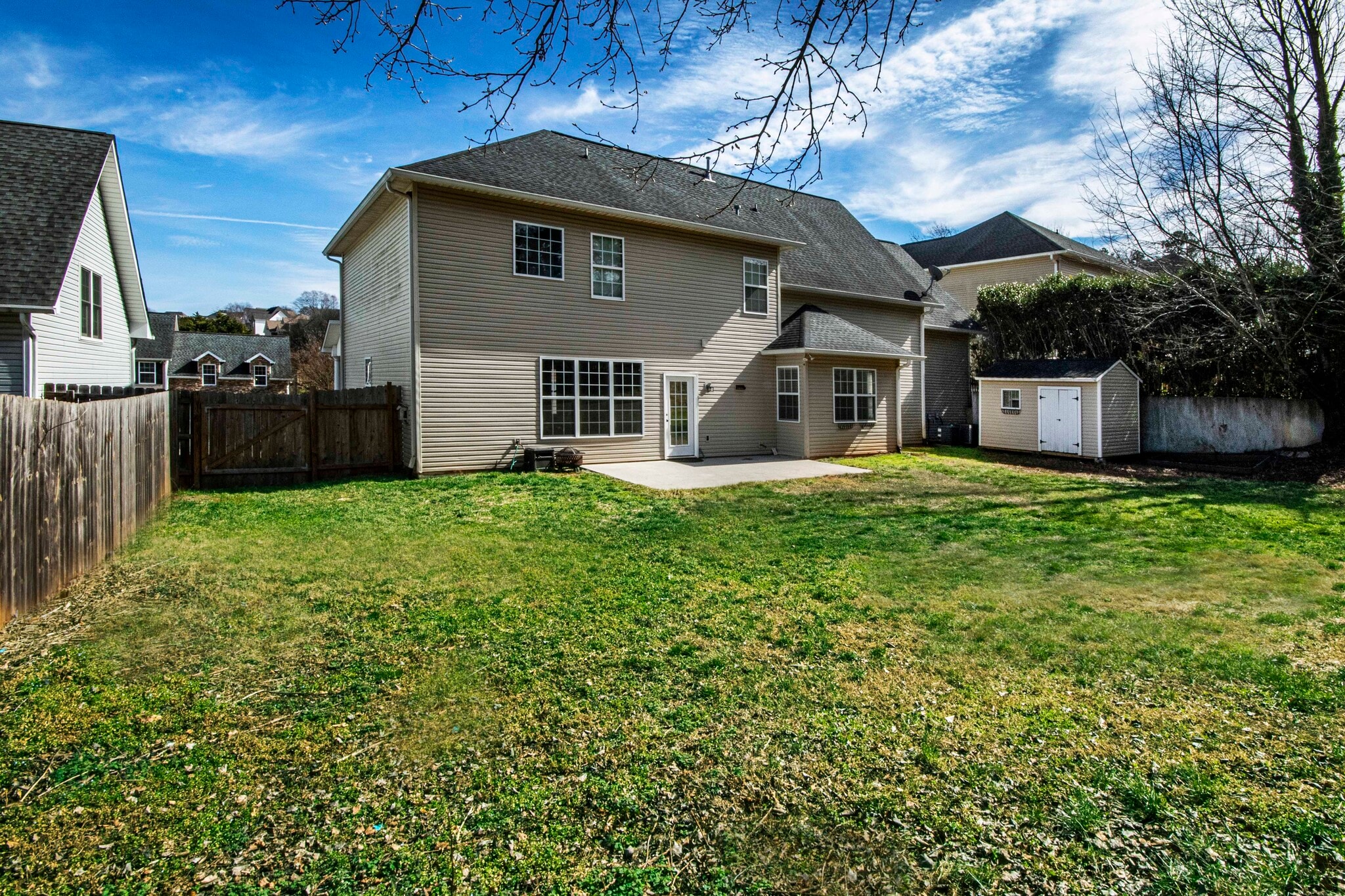 Building Photo - 1223 Walnut Branch Ln