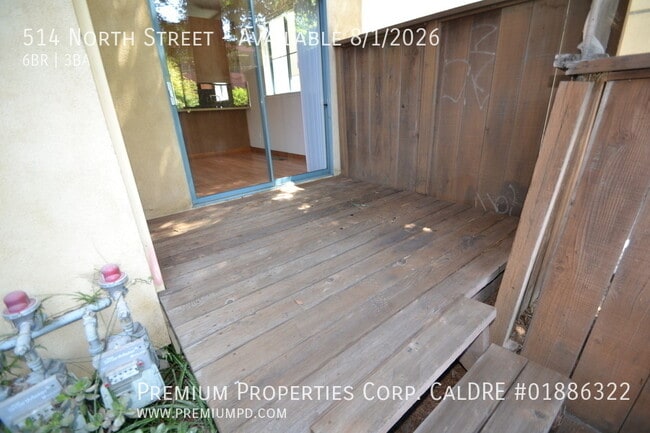 Building Photo - 514 North St