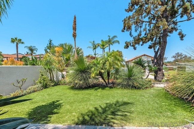 Building Photo - 2841 Cacatua St