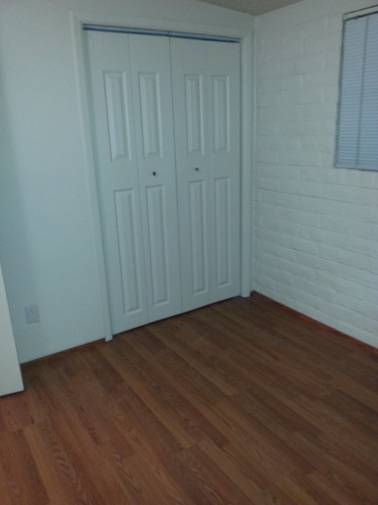 Building Photo - 3001 E Blacklidge Dr