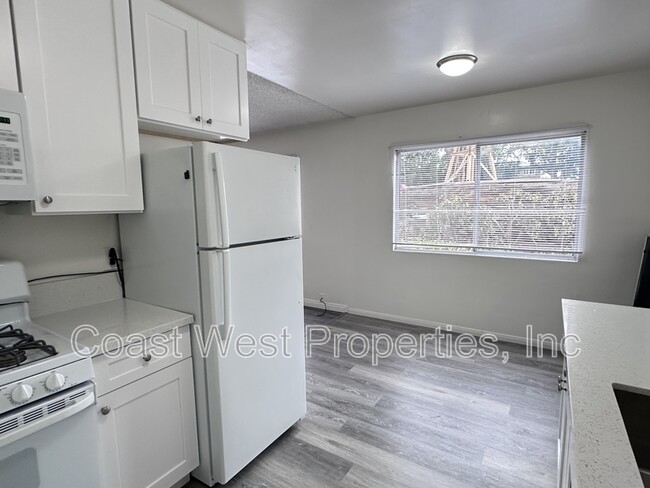 Building Photo - 1620 Reed Ave