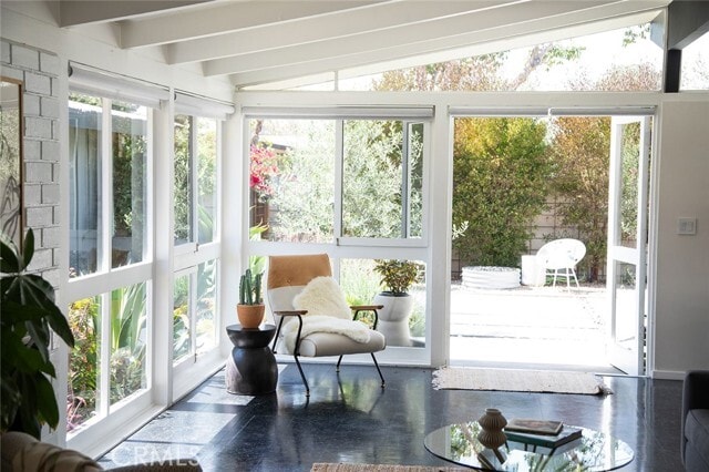 Building Photo - 3168 Stevely Ave