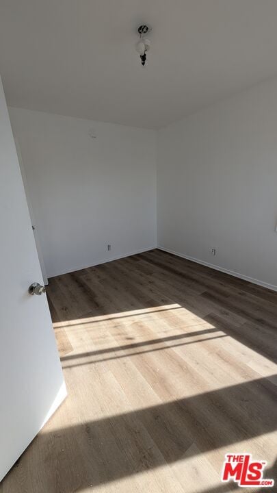 Building Photo - 6820 S Van Ness Ave