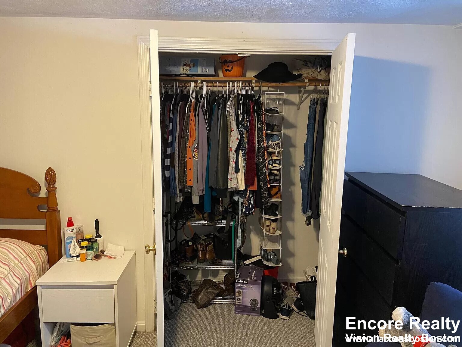 Building Photo - 22 St Cyprians Pl