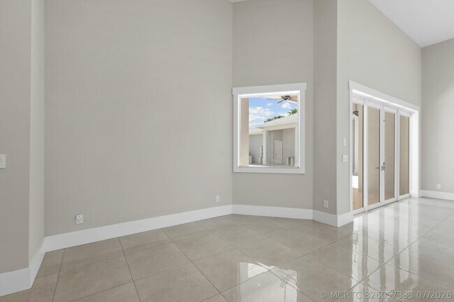 Building Photo - 15503 Temple Blvd