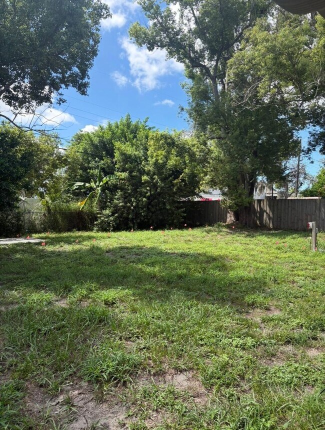 Building Photo - 4606 Eastwood Ln