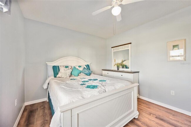 Building Photo - 2625 Terra Ceia Bay Blvd