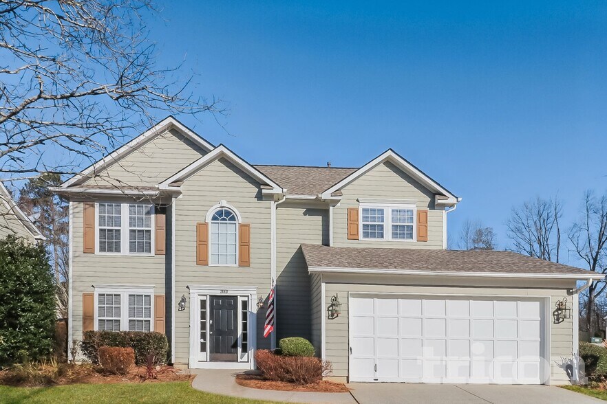 Primary Photo - 2440 Lunetta Ln