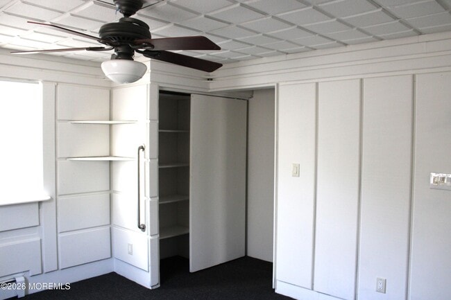 Building Photo - 58 W Greystone Rd