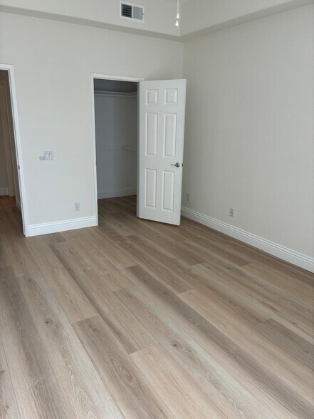 Building Photo - 12368 Carmel Country Rd