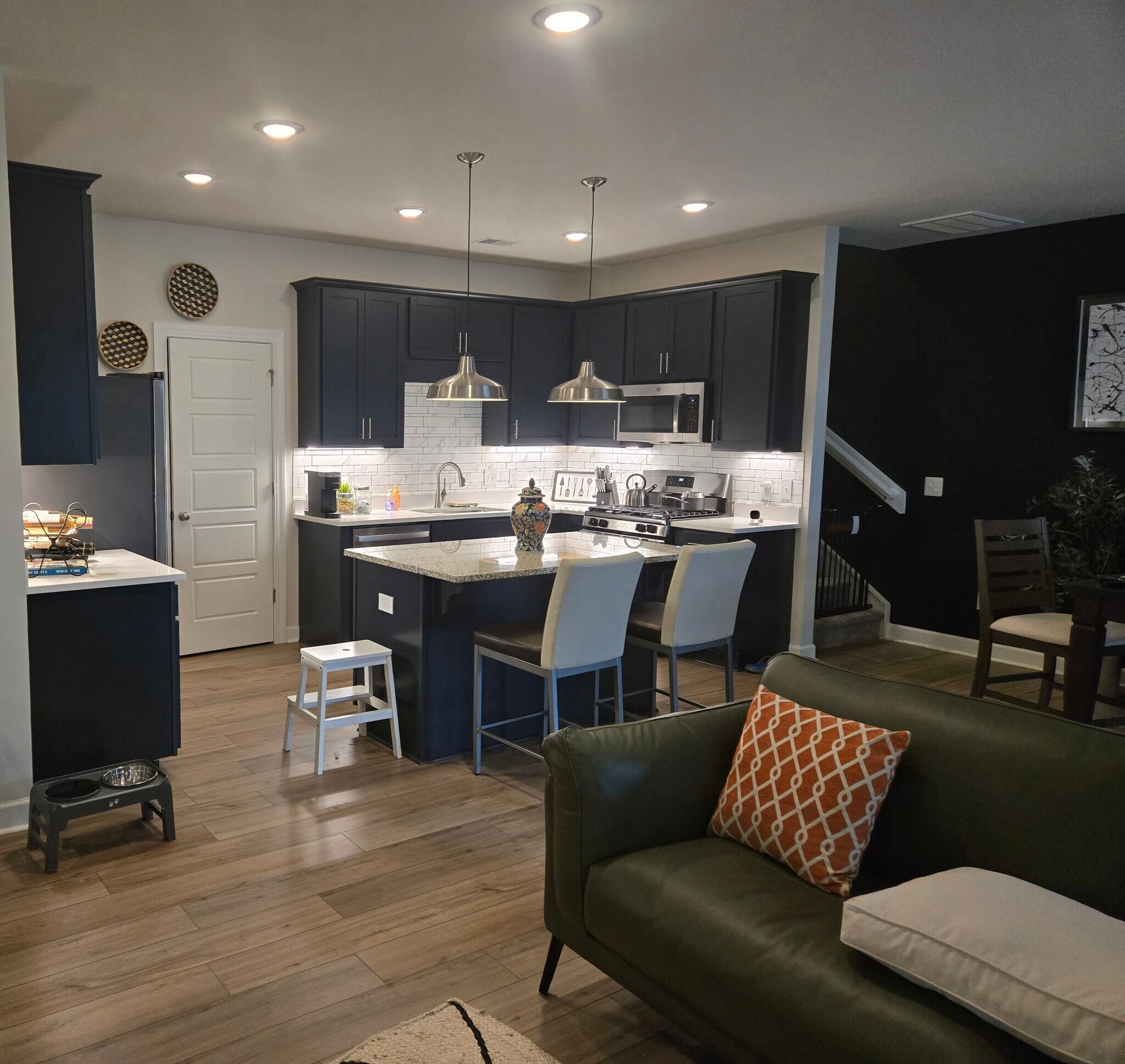 Building Photo - 104 Rock Cress Trl