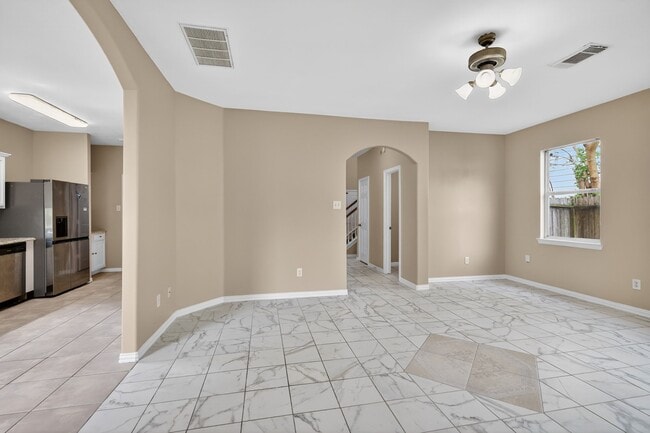 Building Photo - 3215 Sapphire Star Dr