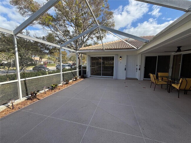 Building Photo - 101 Silverleaf Oak Ct