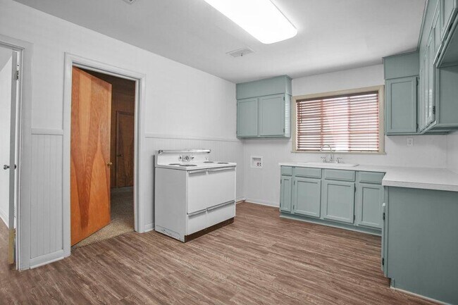 Building Photo - 4309 31st St